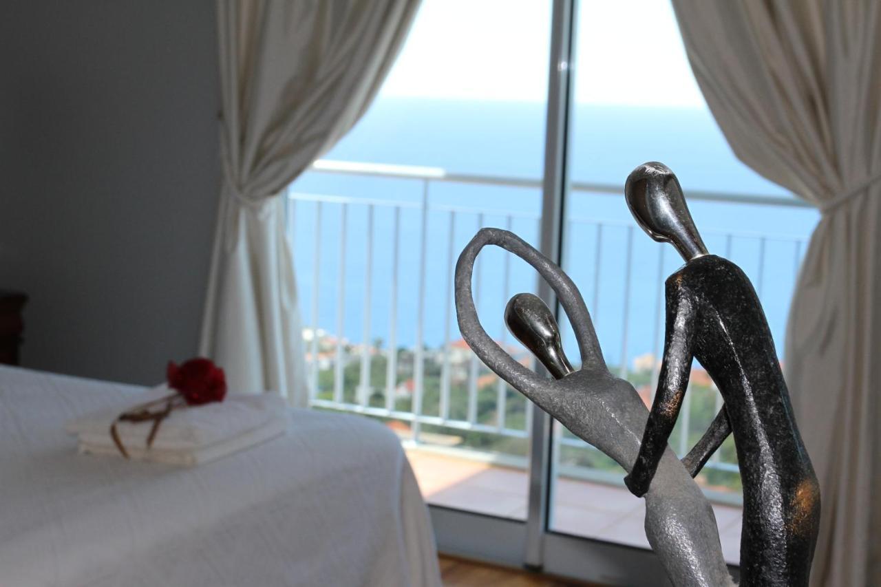 Villa Abreu - A Wonderful Ocean View Calheta  Kültér fotó