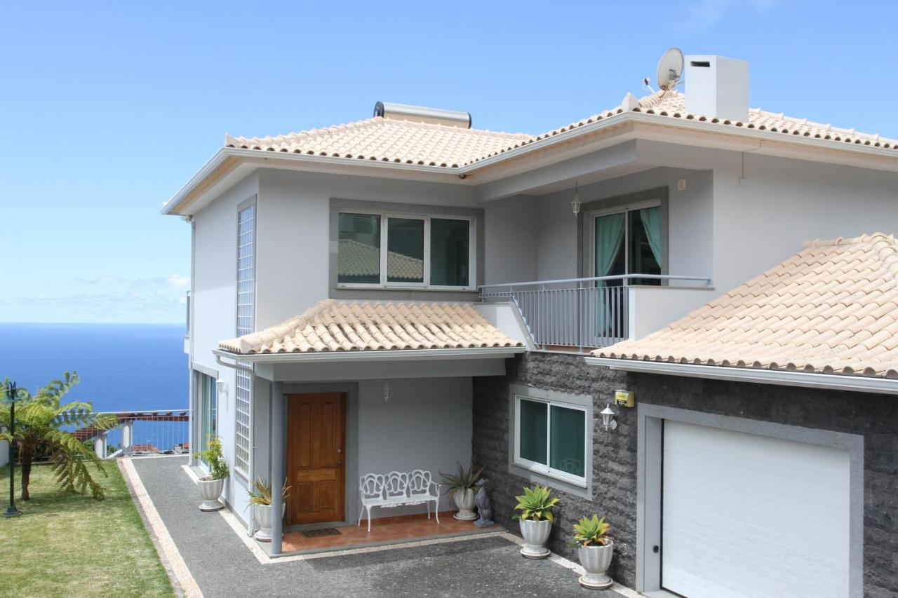 Villa Abreu - A Wonderful Ocean View Calheta  Kültér fotó