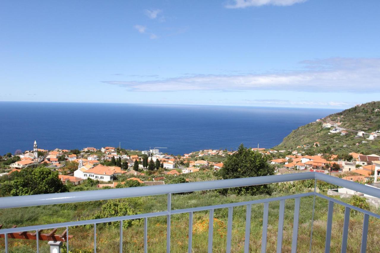 Villa Abreu - A Wonderful Ocean View Calheta  Kültér fotó