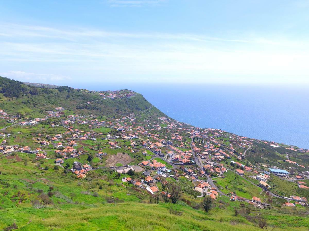 Villa Abreu - A Wonderful Ocean View Calheta  Kültér fotó